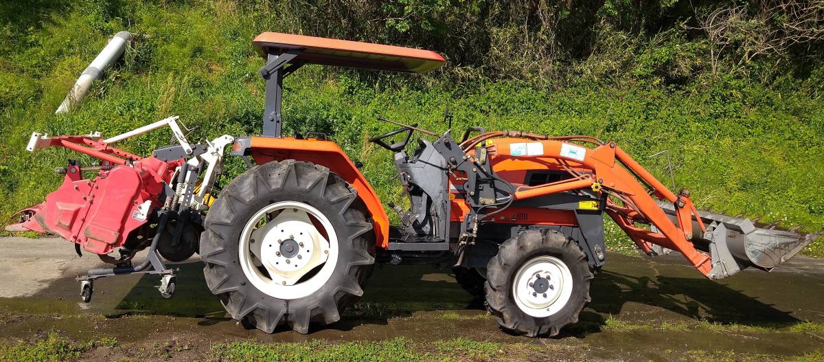 クボタトラックターGL-32 フロントローダー付属(車体)｜売買された 