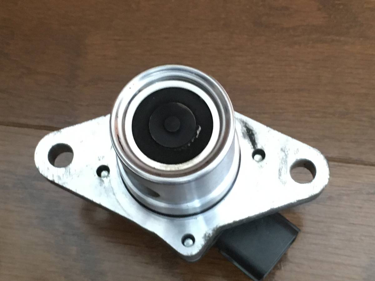 日産 マーチ K13 : 14710-ED00B EGRコントロールバルブ EGRバルブ 