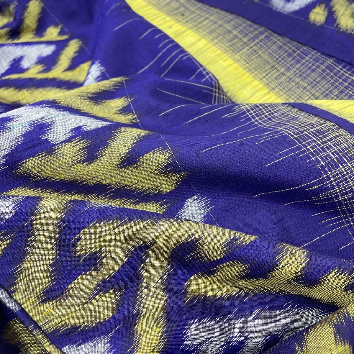 着物さと アンティーク 大正浪漫 銘仙 紗綾形紋様 縞 ストライプ 紫