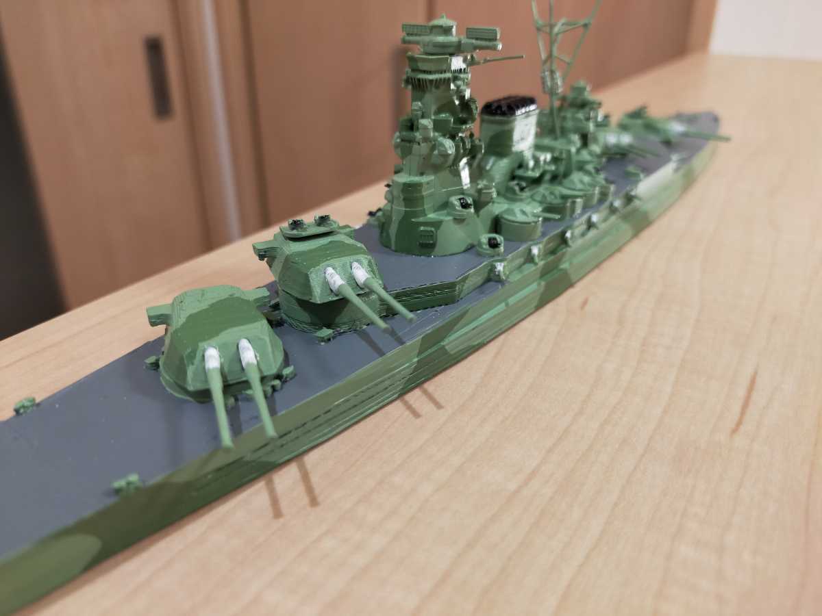 日本海軍 1/700艦船模型 13号型巡洋戦艦のキット組立品（対潜迷彩仕様