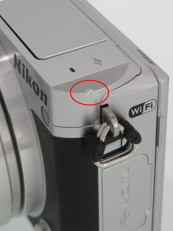 お買い得，最新作 中古 ニコン『Nikon 1 J5 ダブルレンズキット シルバー』1マウント 2081万画素 4K動画 ミラーレス一眼カメラ 1週間保証
