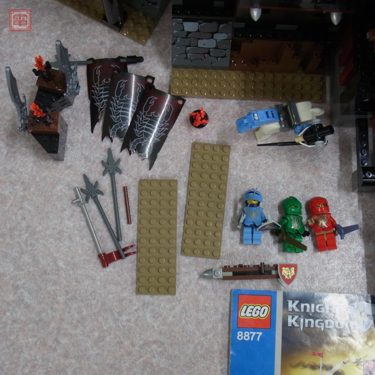 組立済 レゴ Knights Kingdom 8877 ブラデックの暗黒の要塞 LEGO 現状 