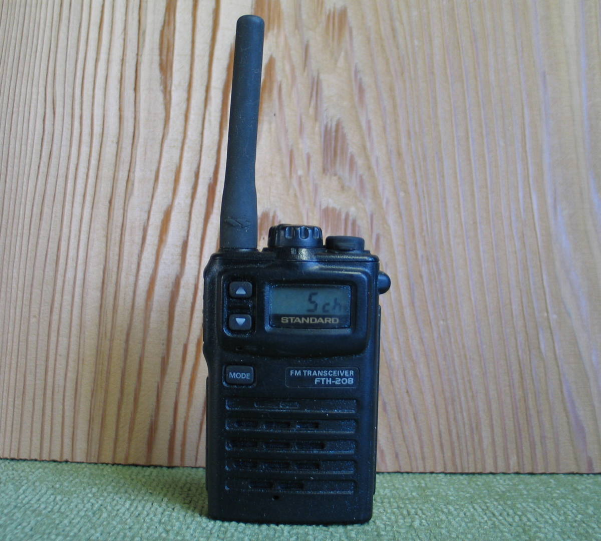 スタンダード FTH-208 | 特定小電力トランシーバー STANDARD