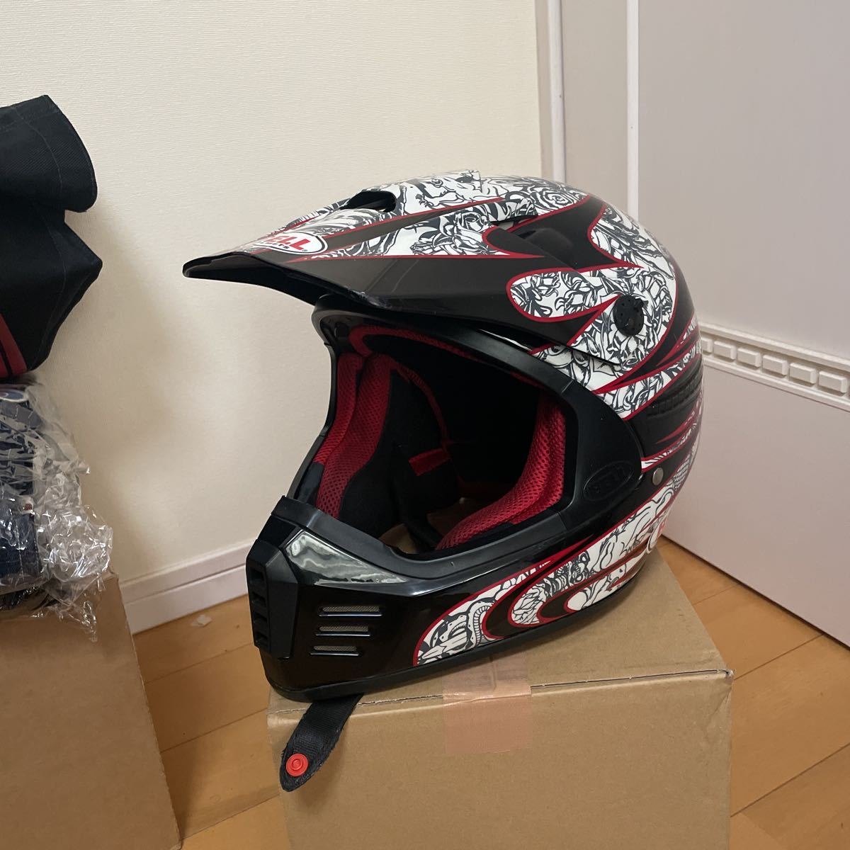 Bellオフロードヘルメット モタードヘルメットlサイズ モトクロス Lサイズ 売買されたオークション情報 Yahooの商品情報をアーカイブ公開 オークファン Aucfan Com