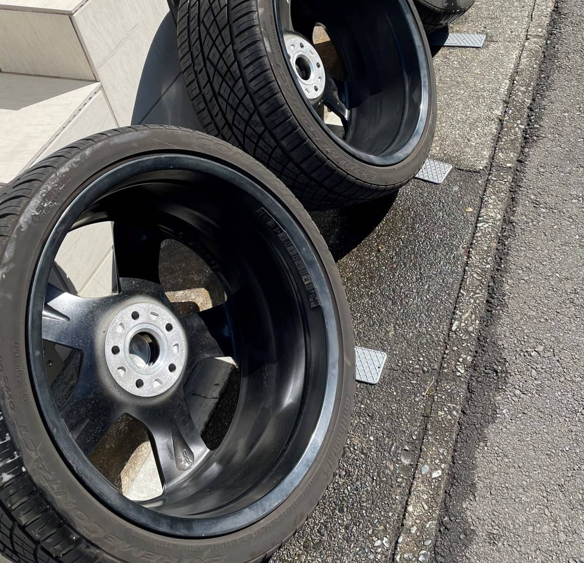 OZレーシング Aspen HLT 20インチ 8.5J タイヤ付き 4本セット 1台分 