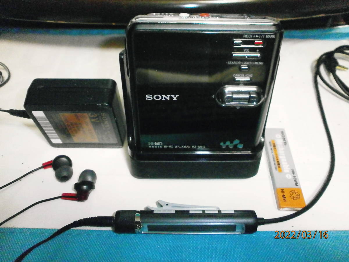 豊富な，限定セール きれい SONY MZ-RH10 -B ソニーHi-MDプレイヤーMp3おすすめ(録音、再生)｜売買されたオークション情報、yahooの商品情報をアーカイブ公開 - オークファン 録音、再生
