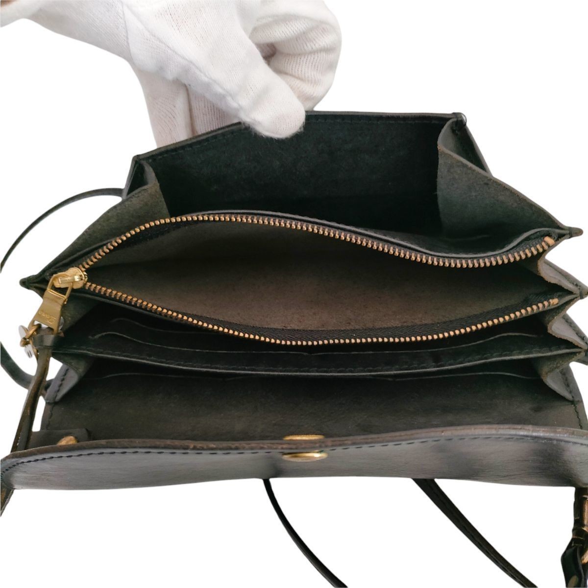 美品 Dono ドーノ レザー メールウォレット ショルダー付き 長財布  