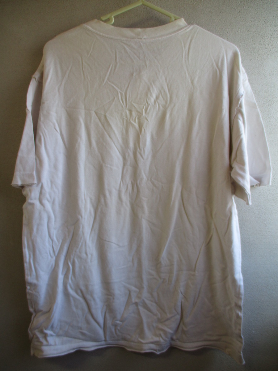 ユニクロ Tシャツ サイズｌ色ホワイト身丈70身幅53肩幅50 Jas Lサイズ 売買されたオークション情報 Yahooの商品情報をアーカイブ公開 オークファン Aucfan Com