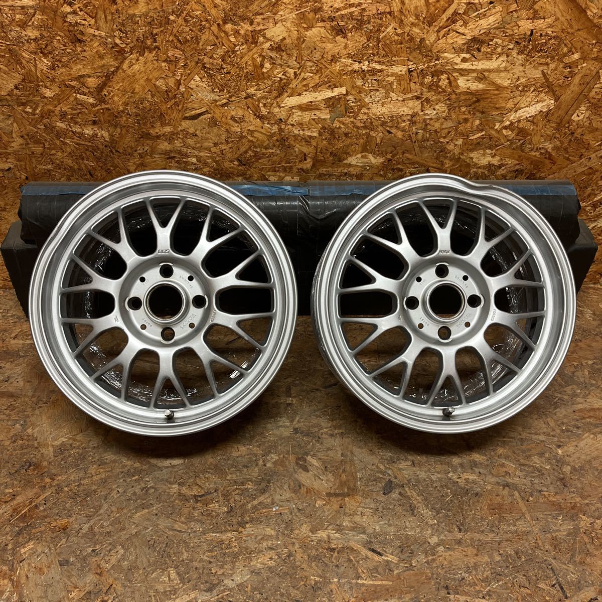 BBSが続きます！BBS BBSホイールとの重量比較。（スズキ を フレア 