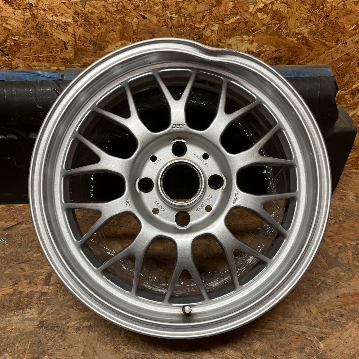 BBSが続きます！BBS BBSホイールとの重量比較。（スズキ を フレア 