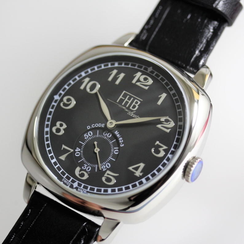 新品 FHB Classic デザインウォッチ クッション型ケース採用腕時計  