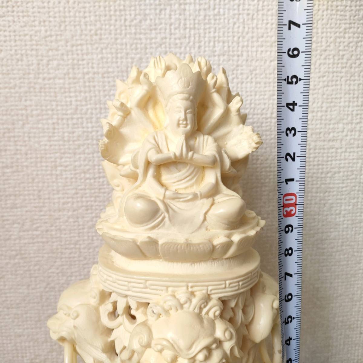 N08 中国古玩 中国美術 遊環龍香炉 象牙風 練物 樹脂製 三足香炉 香