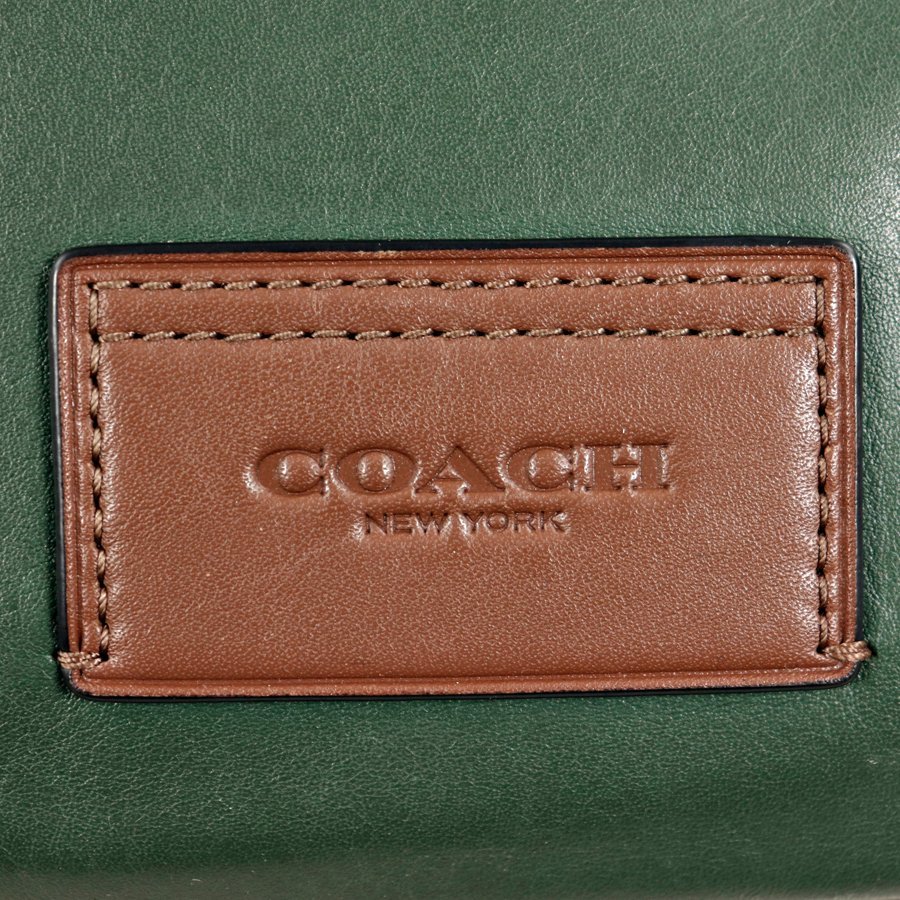 相場価格￥64,900- メンズ！ 美品 COACH コーチ C4022 Track