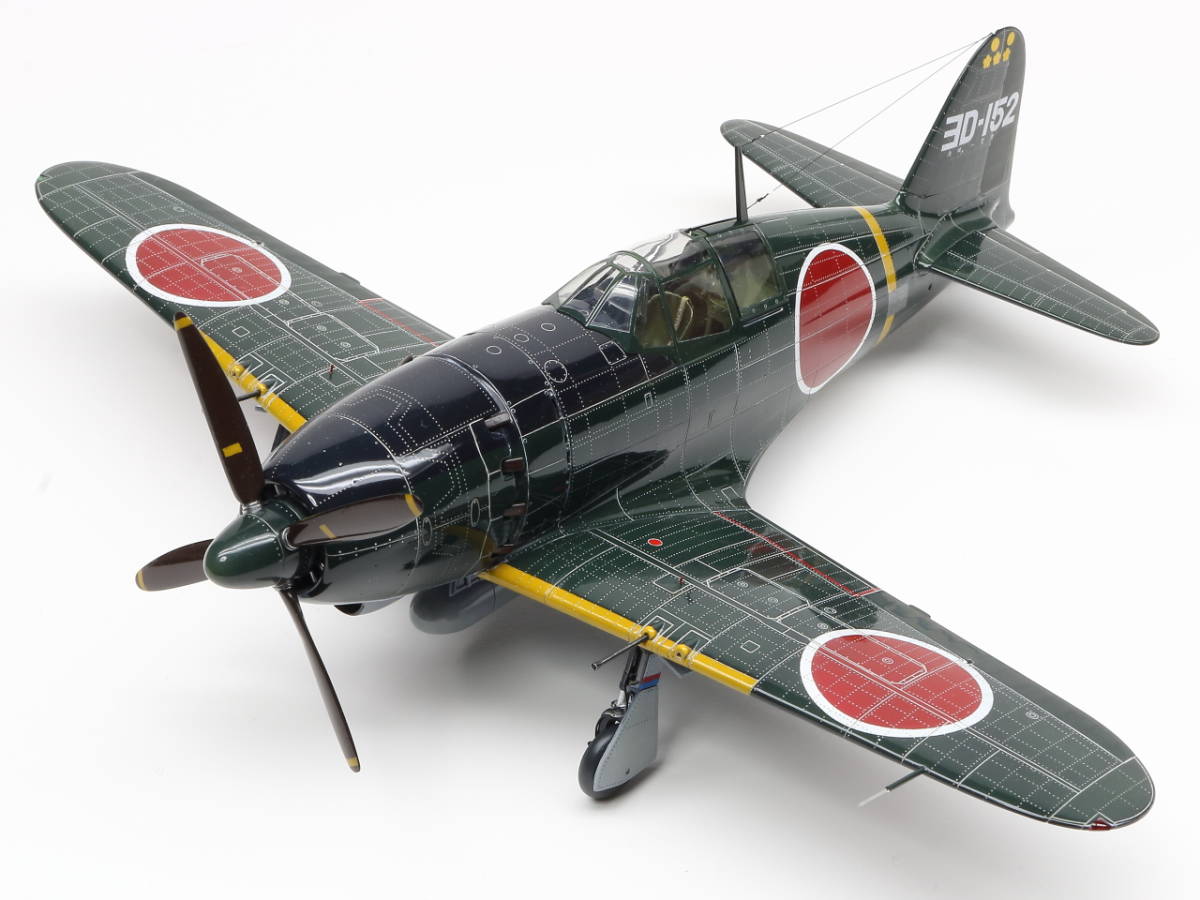 新作，大得価 ハセガワ社 雷電21型 1/48 完成品(完成品)｜売買されたオークション情報、yahooの商品情報をアーカイブ公開 - オークファン 完成品