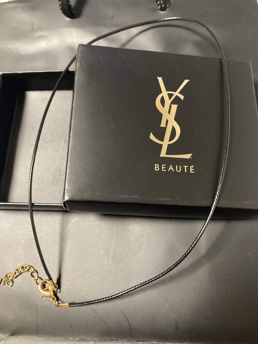 ローラン イブサンローラン メンズネックレス 新品未使用 保存箱 革紐付き Edtfl M チェーン