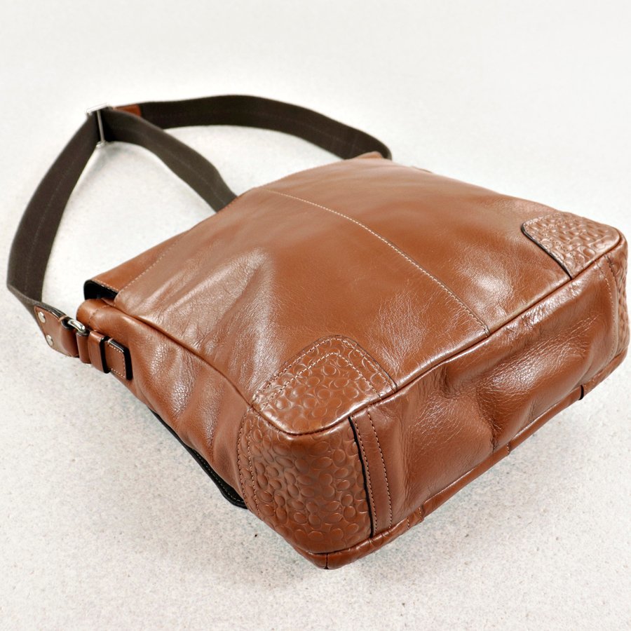 相場価格￥70,400- 美品 COACH コーチ F74386 牛革 グラマシーレザー