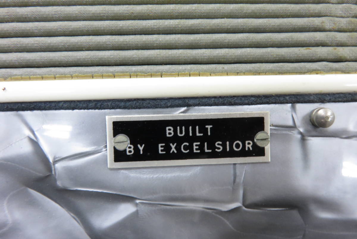 06395 新401-001 アコーディオン ① EXCELSIOR No.536 鍵盤式 エキセル
