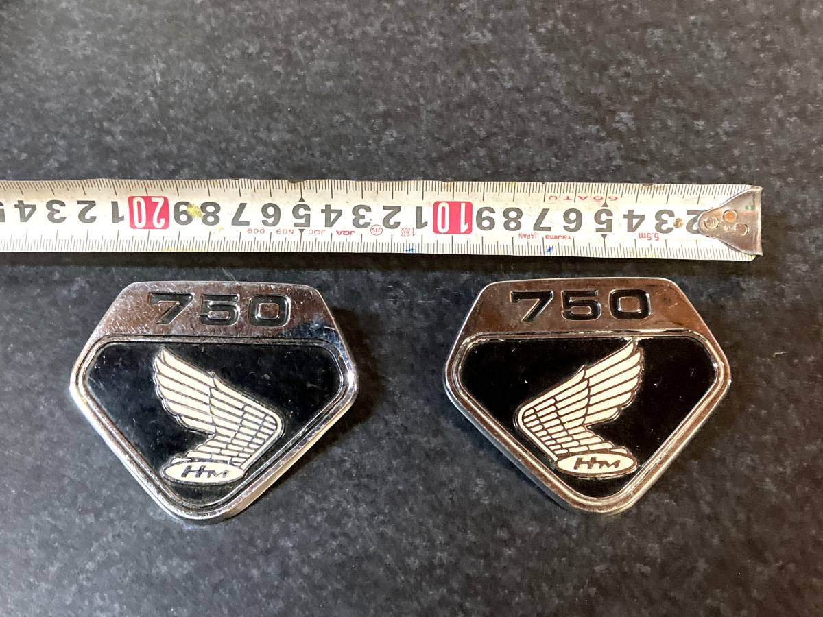 CB750FOUR K0 のサイドカーのエンブレム 左右セット 本物