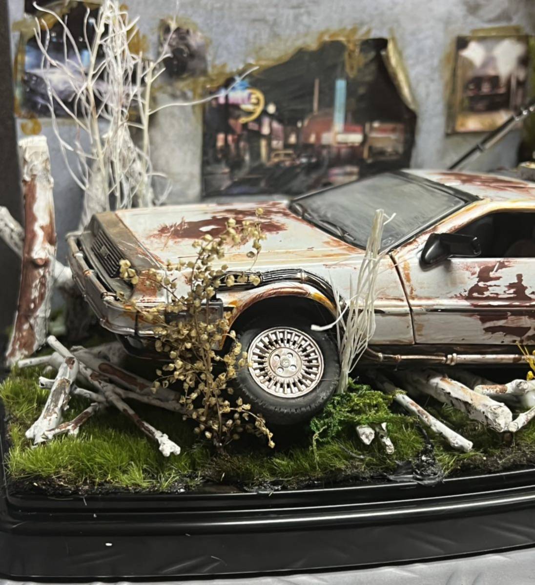 WELLY 1/24 デロリアン バックトゥザフューチャー 自作 ジオラマ 放置