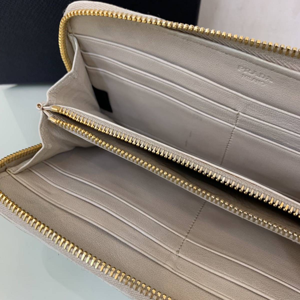 1円 PRADA プラダ ラムレザー ギャザー ナッパレザー ラウンド 