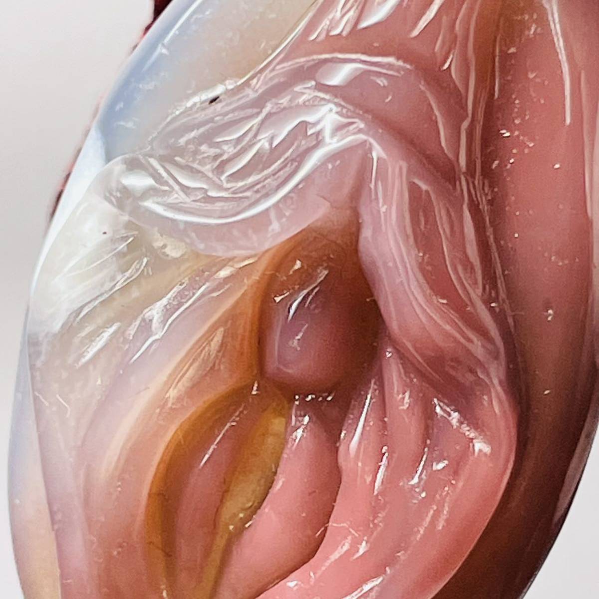 天然瑪瑙 メノウ彫刻 半宝石 提げ物 ヌード 透明 女性器 珍品 玉髓 女陰 根付 売買されたオークション情報 Yahooの商品情報をアーカイブ公開 オークファン Aucfan Com