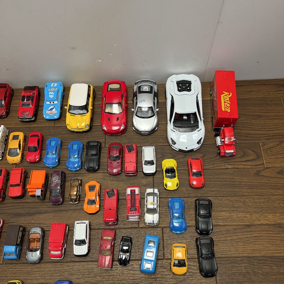 に*こ様 トミカ ミニカー 大量セット まとめ売り 100台 トミカ 100台