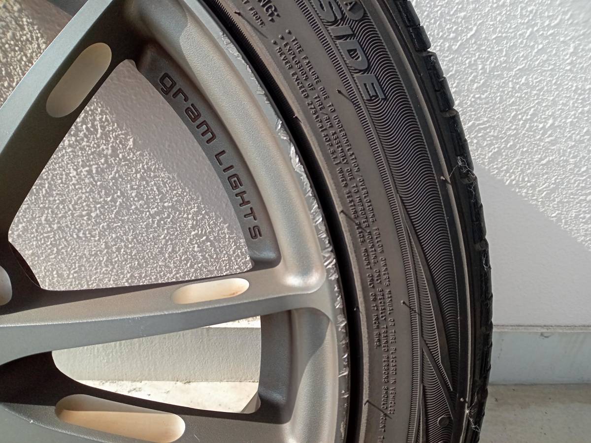 RAYS gram LIGHTS 57EXTREME 17インチ 7J 100-5H +42 4本タイヤセット