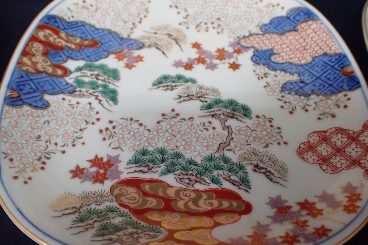 ☆040214 有田焼 其泉作 染錦春秋紋 銘々皿揃 ☆