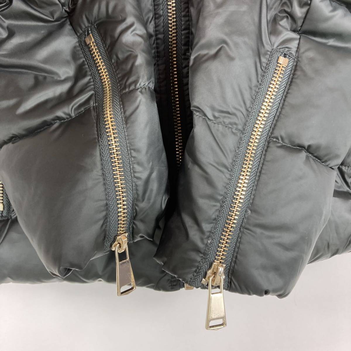 Zara ザラ レディース 女性 アウター ダウンジャケット フェザーフード ファスナー袖 ダークグレー 灰色 Lサイズ コート 売買されたオークション情報 Yahooの商品情報をアーカイブ公開 オークファン Aucfan Com