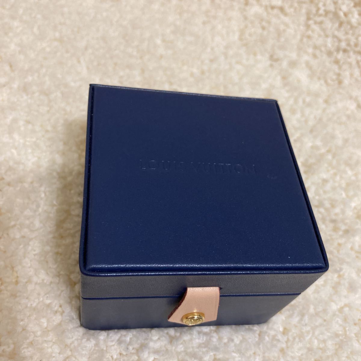 LOUIS VUITTON ネックレスケース 空箱 ネイビー LOUIS ネックレス 
