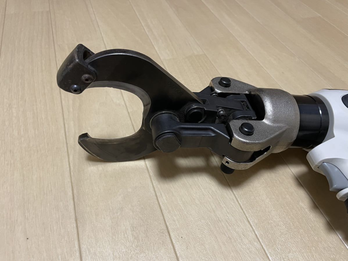 ☆中古良品 動作確認済み 泉精器/IZUMI 充電式多機能圧着工具用 ケーブルカッター 200AT-50YC REC-200M2H.REC-Li250M S7G-M250☆ IZUMI イズミ 泉精器 「izumi Yahoo!オークション 日本IZUMI，日本泉精器，日本原装