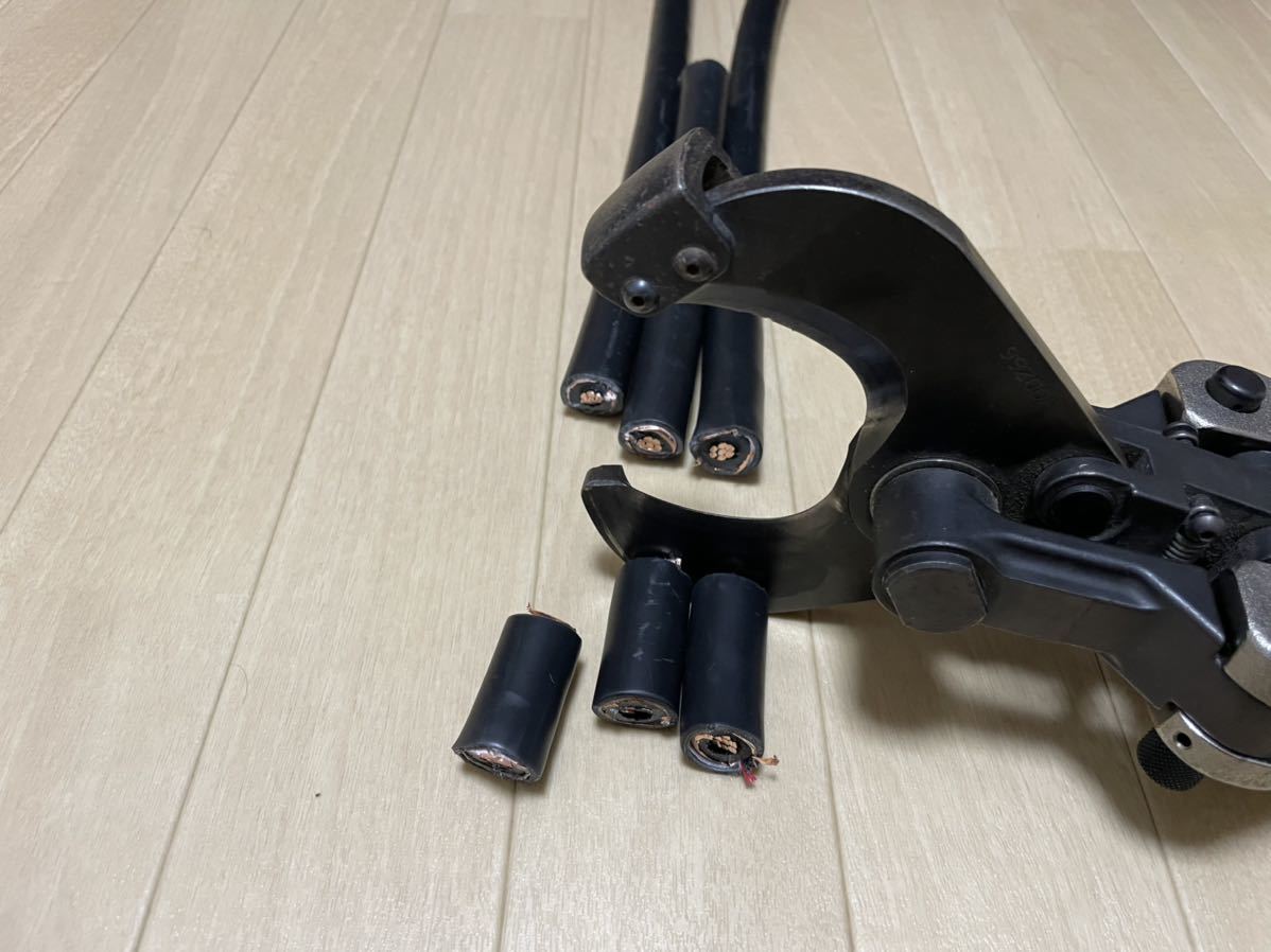 ☆中古良品 動作確認済み 泉精器/IZUMI 充電式多機能圧着工具用 ケーブルカッター 200AT-50YC REC-200M2H.REC-Li250M S7G-M250☆ IZUMI イズミ 泉精器 「izumi Yahoo!オークション 日本IZUMI，日本泉精器，日本原装