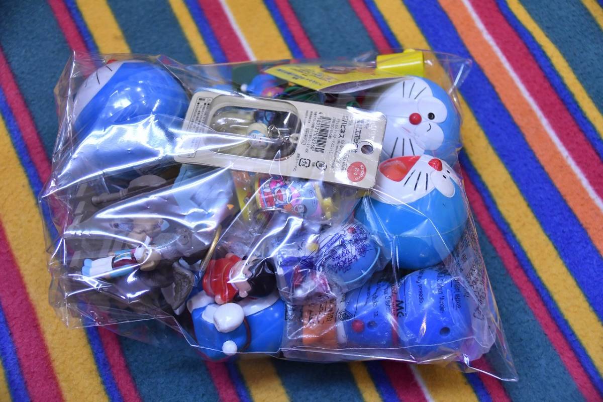 ドラえもん　フィギュア　キーホルダー　人形　玩具　ストラップ　指人形　マグネット　グッズ　など　まとめて_9
