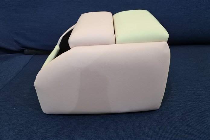 お買い得，お得 アウトレット品 在庫処分 1個のみ ムーブキャンバス コンソールボックス FC-PI カラーピンク 簡単取り付け 収納ボックス オシャレ(ダイハツ用)｜売買されたオークション情報、yahooの商品情報 ダイハツ用