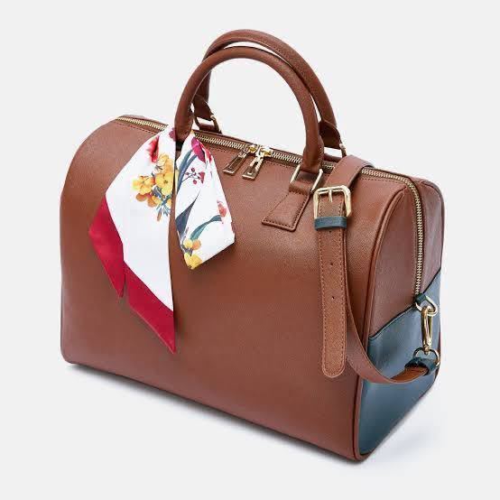 1次販売分 ARTIST MADE COLLECTION by V BTS V MUTE BOSTON BAG テテ