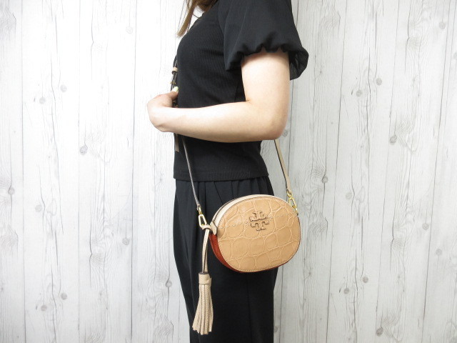 未使用展示品 Tory Burch トリーバーチ ショルダーバッグ クラッチ 