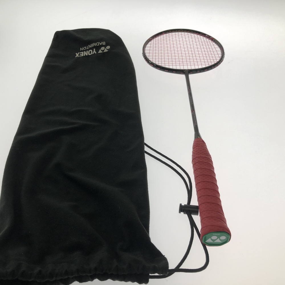 送料無料】 YONEX バドミントンラケット Carbonex 23 2UG5 18〜22lbs