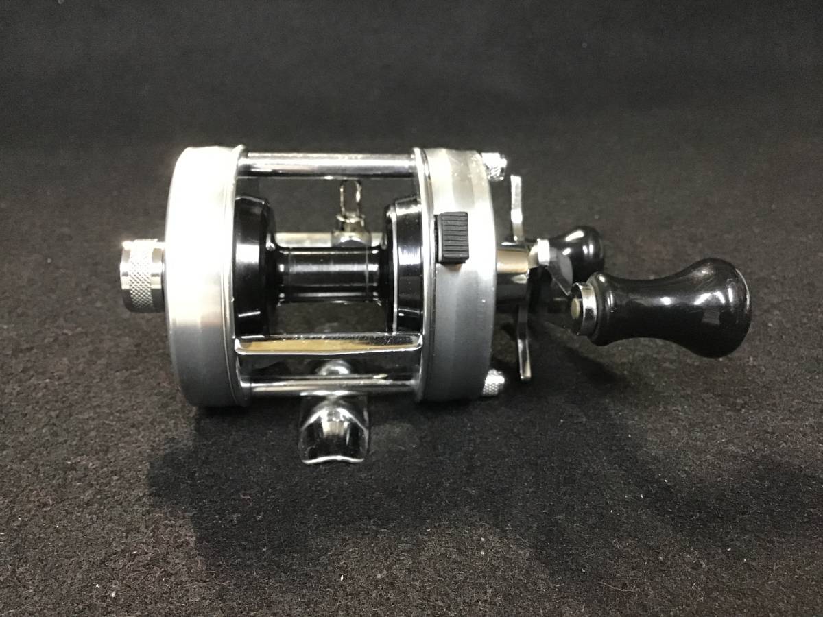 Abu Garcia Ambassadeur 2500C ブロンズプレート フットNo.840600 アブ 