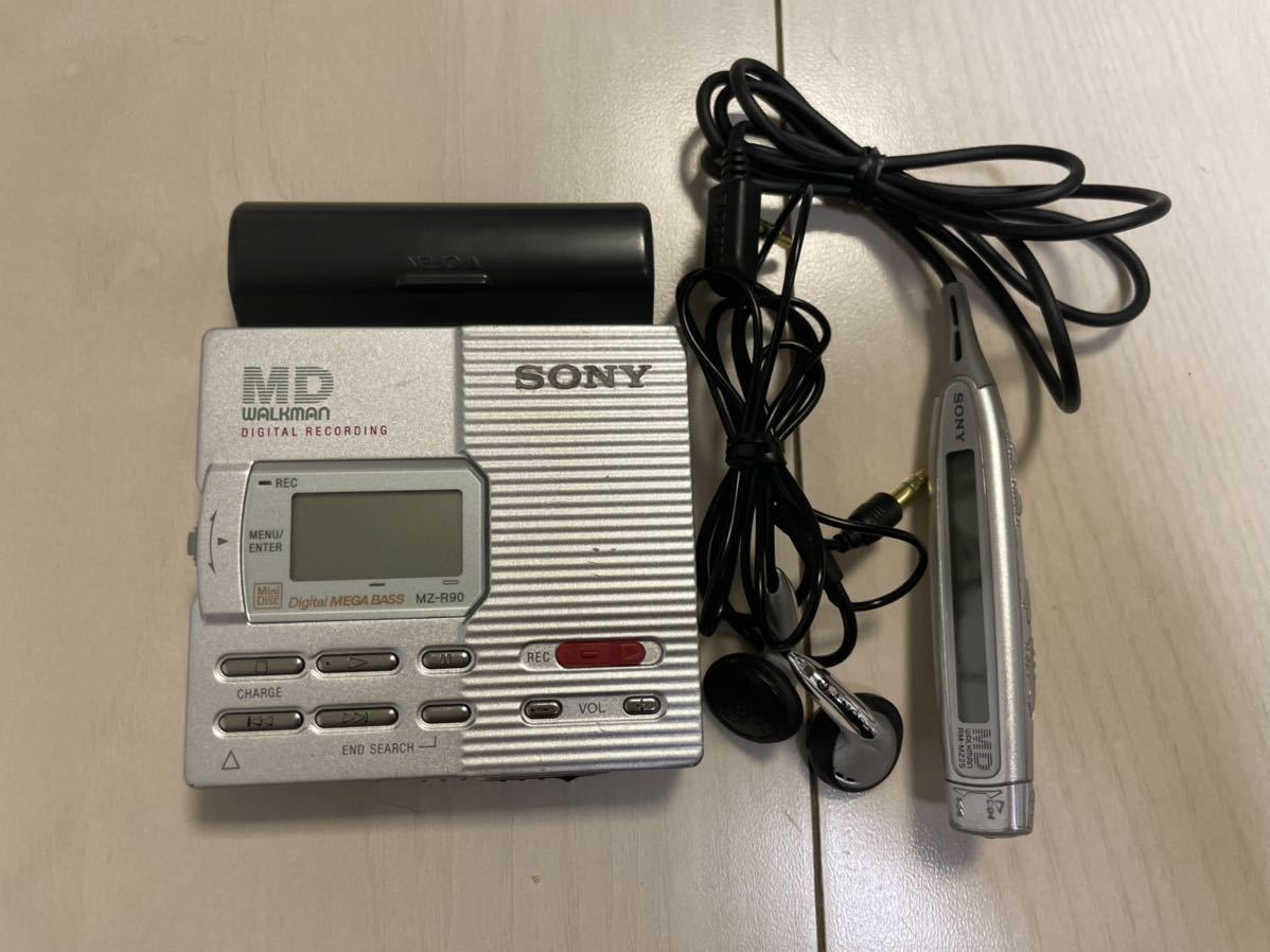 激安大特価，限定SALE SONY ソニー MDウォークマン MZ-R90 WALKMAN /WALKMAN RM-MZ2S ジャンク品(録音、再生)｜売買されたオークション情報、yahooの商品情報をアーカイブ公開 - オークファン 録音、再生