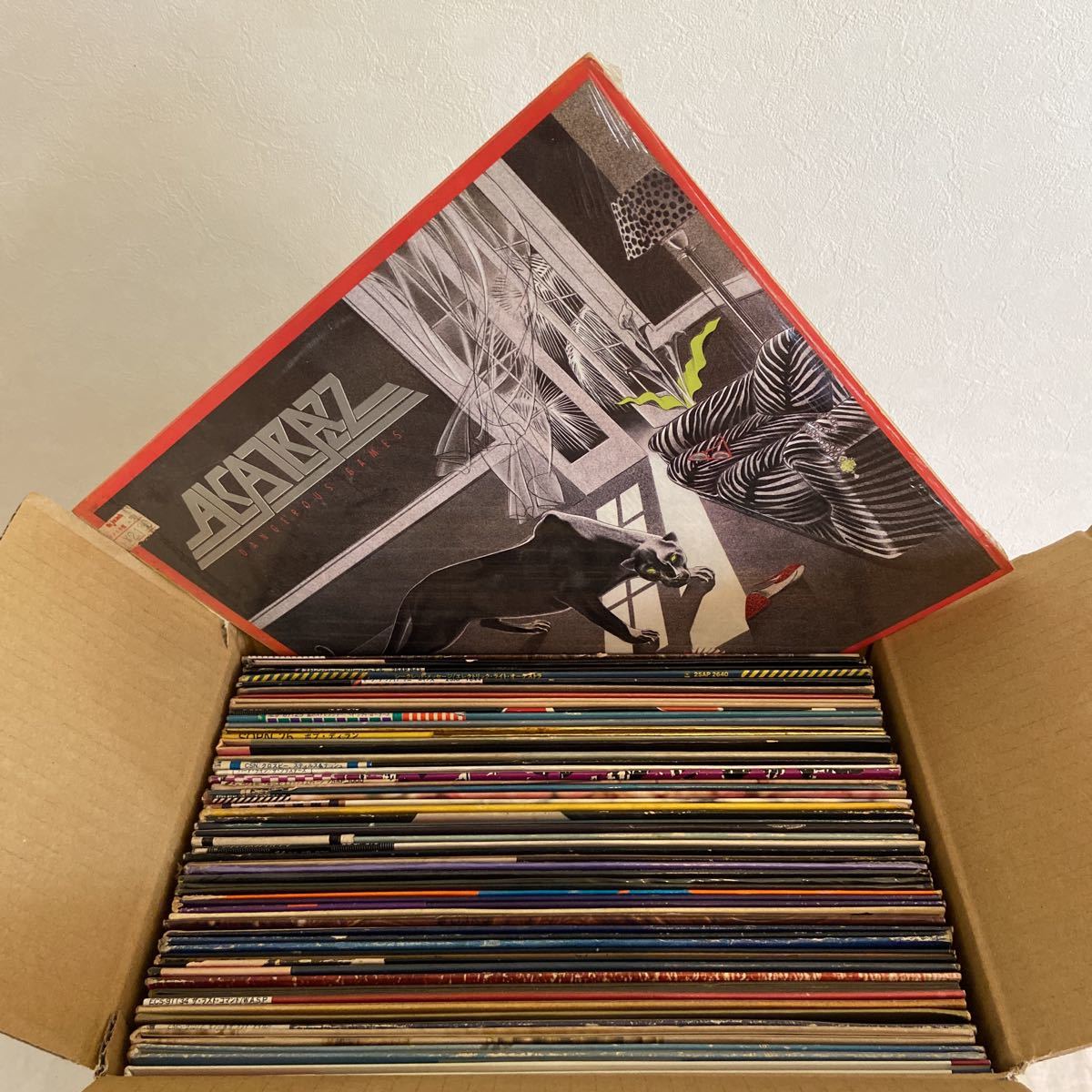 【人気SALE，大人気】 1円〜洋楽レコードLP 50枚まとめ売り/ROCK/POPS/KING CRIMSON/マドンナ/DEEP PURPLE/alkatrazz/SUZI QUATRO/ ALAN PARSONS PROJECT/JOURNEY(オムニバス)｜売買されたオークション情報、yahooの商品情報をアーカイブ公開 - オムニバス