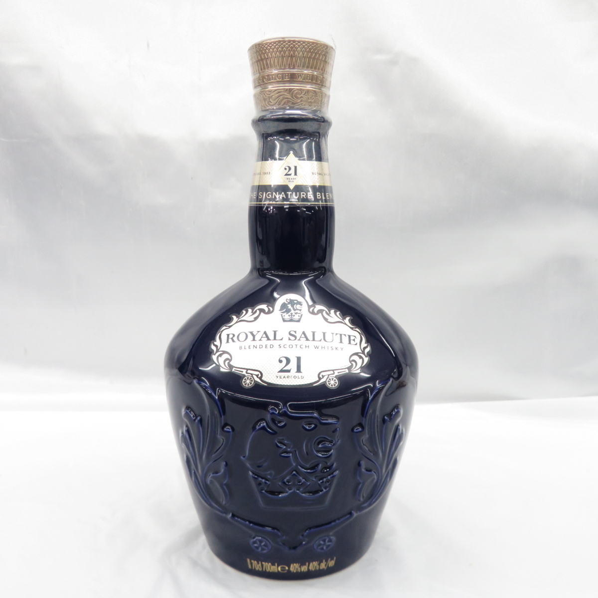 21年 ロイヤルサルート SALUTE 陶器ボトル ROYAL 700ml ウイスキー 緑 