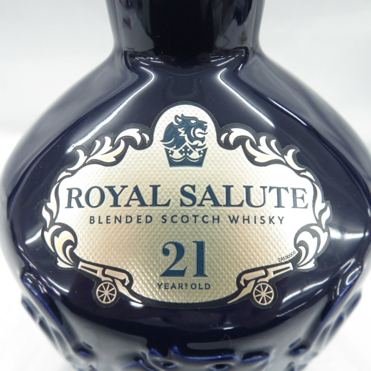 21年 ロイヤルサルート SALUTE 陶器ボトル ROYAL 700ml ウイスキー 緑 