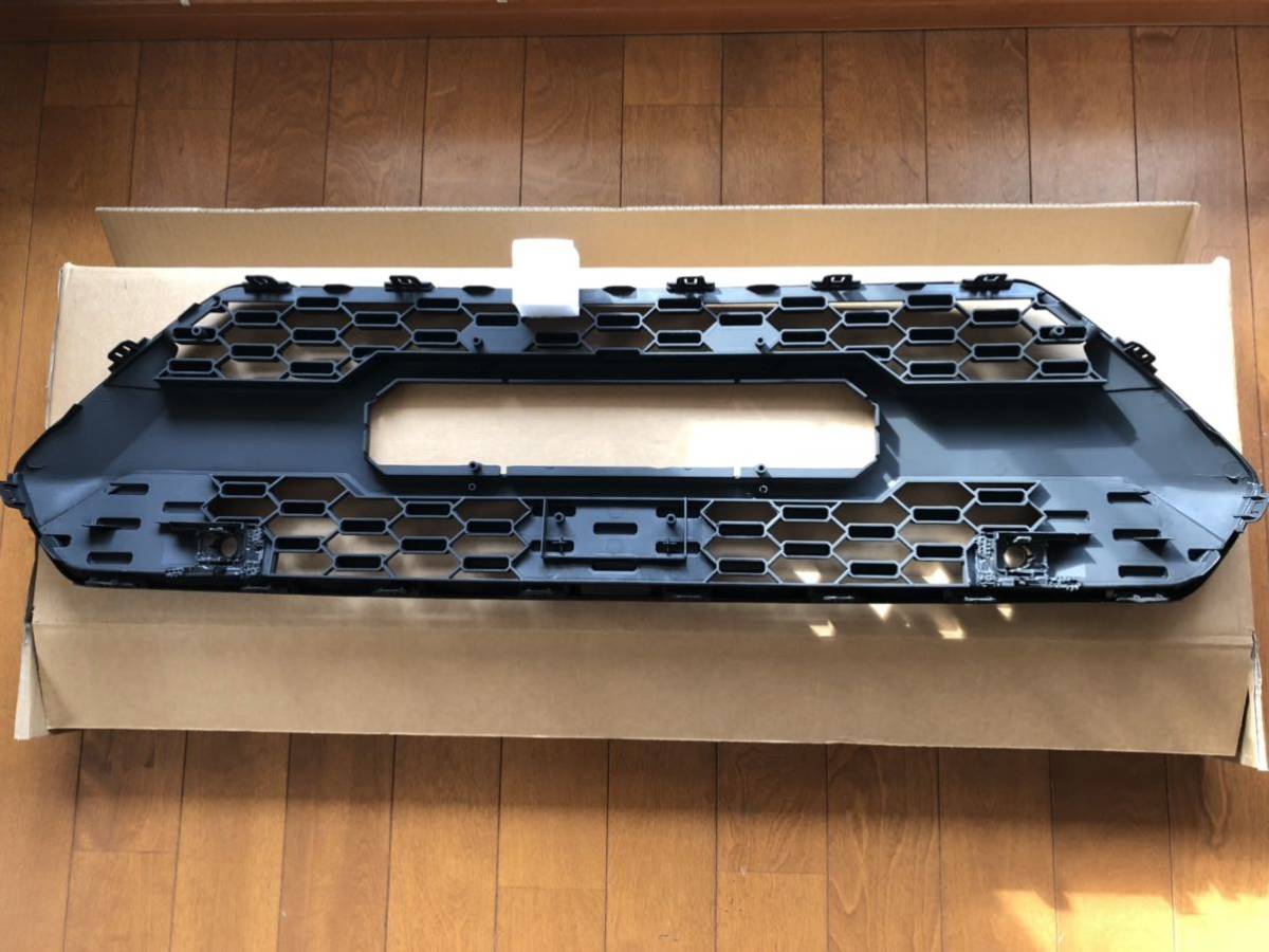 RAV4 アドベンチャー フロントグリル タコマ風 ブラケット付き