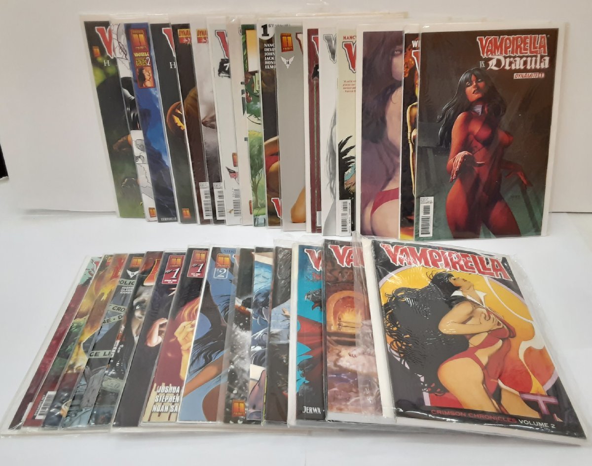 【定番，お買い得】 izu 品 VAMPIELLA ヴァンピエラ アメコミ 洋書 162点セット(アメコミ、海外作品)｜売買されたオークション情報、yahooの商品情報をアーカイブ公開 - オークファン アメコミ、海外作品