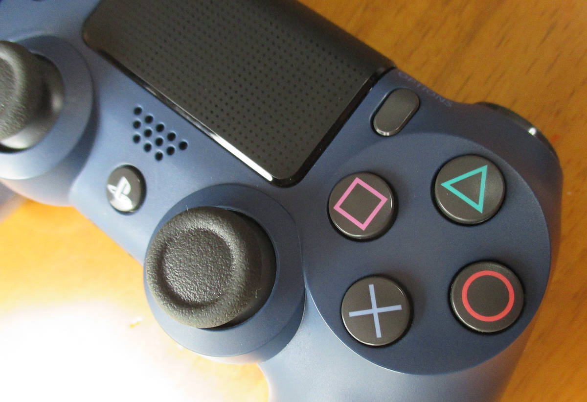 プレイステーション4 純正 ワイヤレスコントローラー DUALSHOCK 4 ミッドナイト・ブルー_3