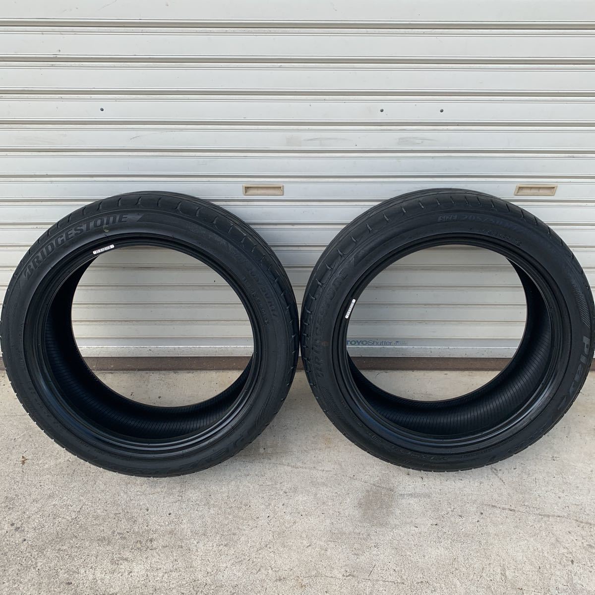 ブリヂストン 205/50R17 2本 左右 プレィズ playz PX-RV 2017年製 バリ  