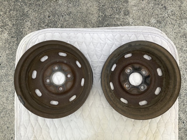 空冷VW 空冷ビートル タイプ1純正ホイール 鉄チン 4穴 PCD130 ET41 