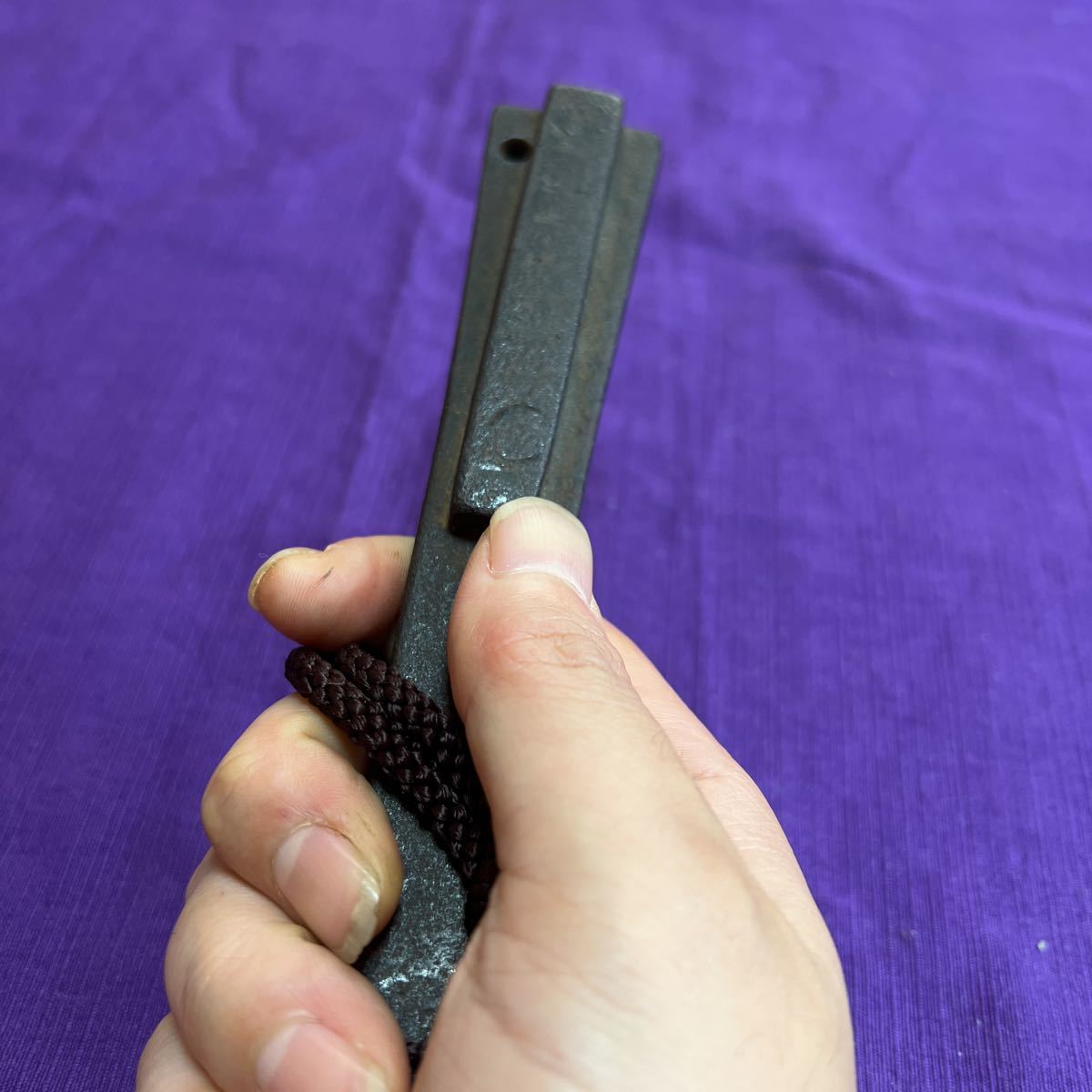 手慣らし鉄扇 鉄味良好 軍扇型 一尺一寸（日本刀装具小柄寸鉄手の内 在