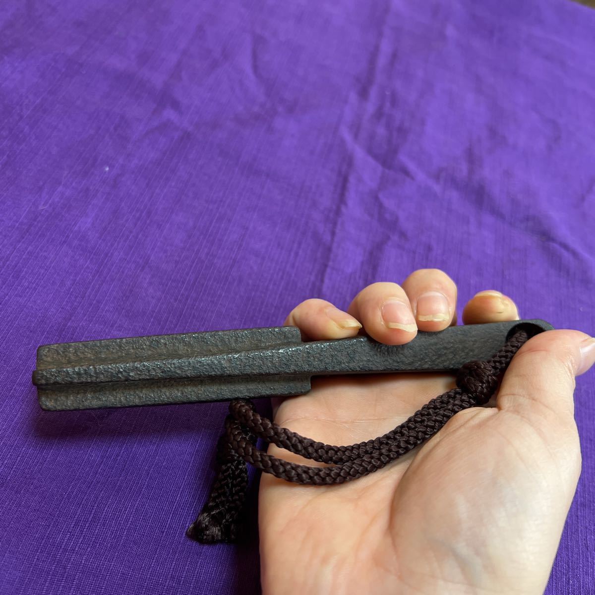 手慣らし鉄扇 鉄味良好 軍扇型 一尺一寸（日本刀装具小柄寸鉄手の内 在