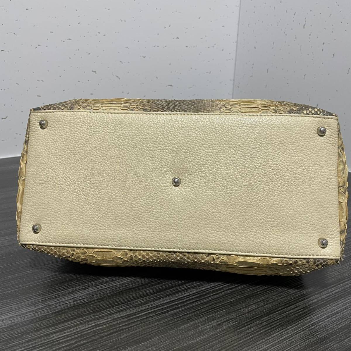 未使用に近い ☆定価60万☆ 1円スタート ダイヤモンドパイソン 巾着 
